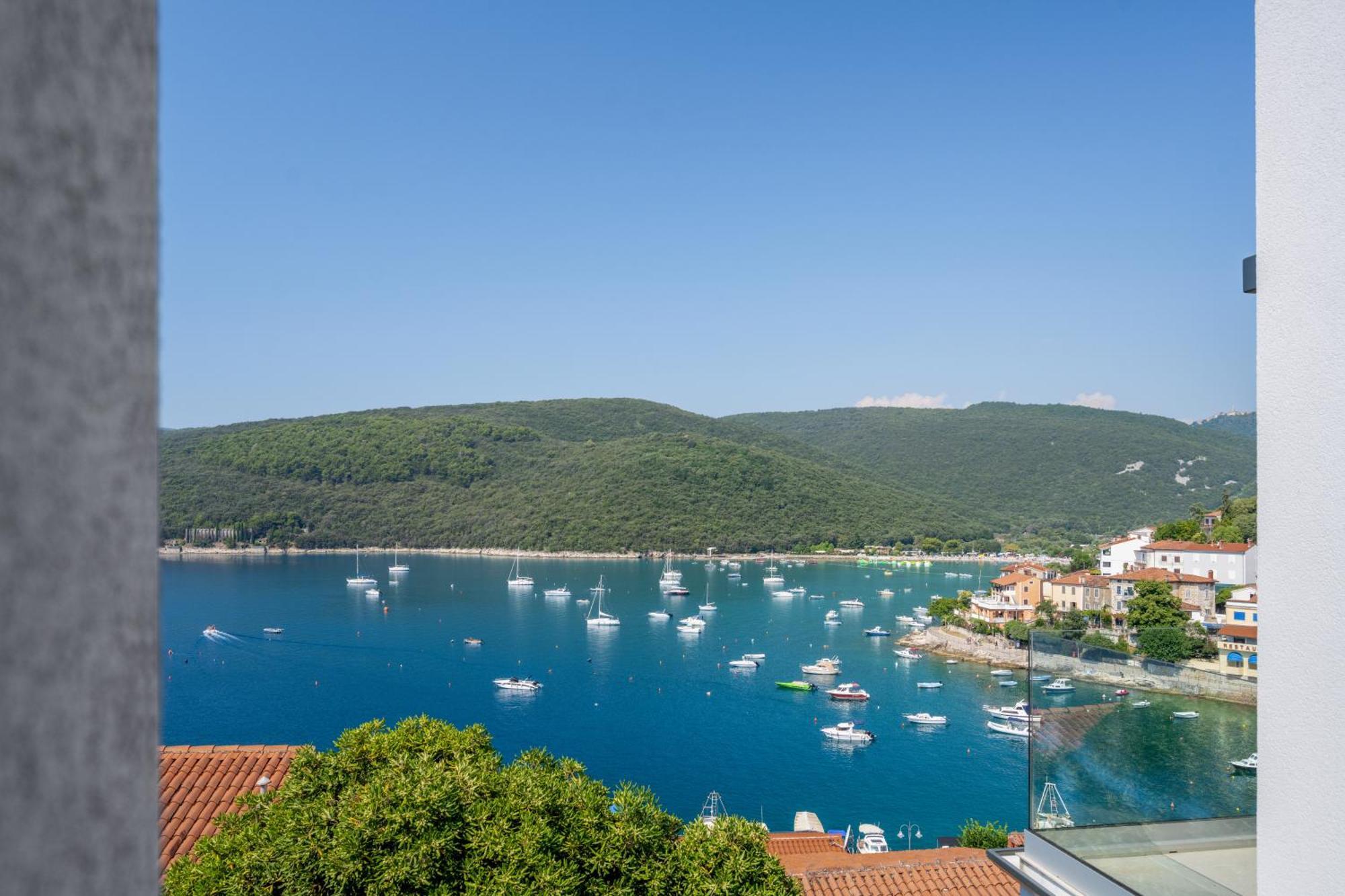 Apartment Mirella 2 Rabac Bagian luar foto